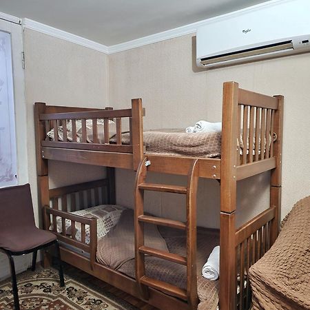 Guesthouse Ttt Tbiliszi Kültér fotó